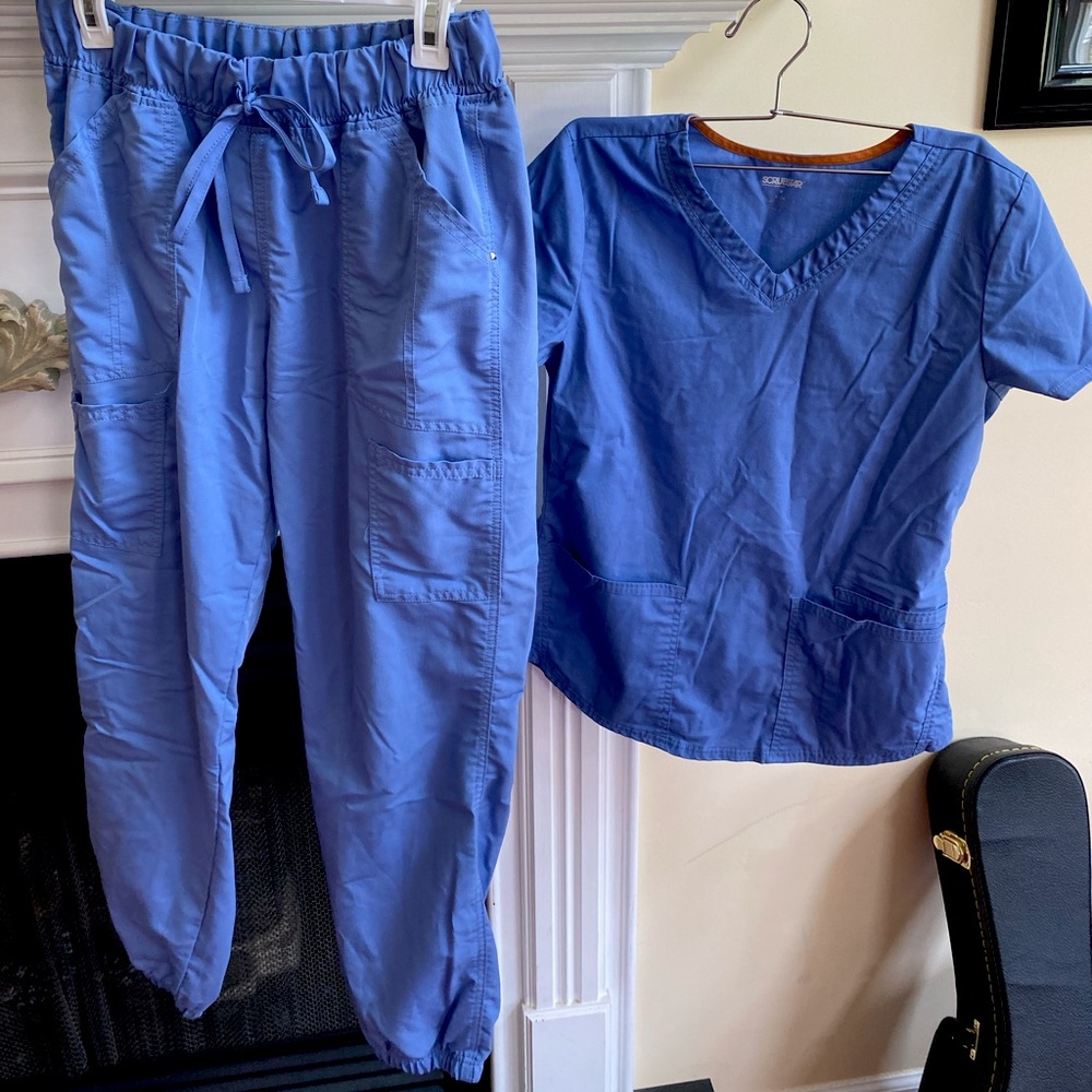 Scrubstar light blue scrub set !
